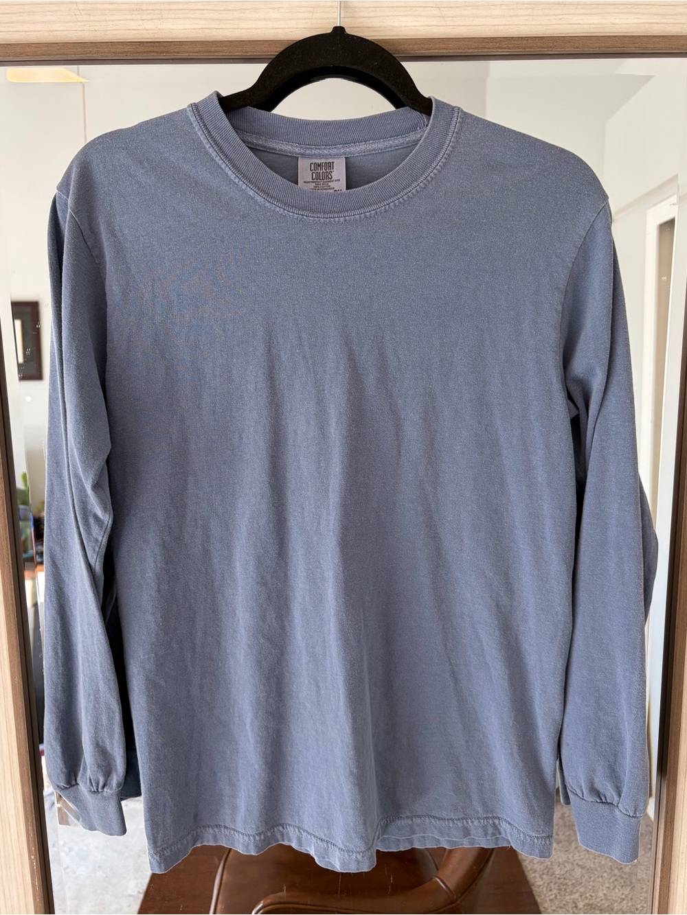Comfort Colors Long Sleeve Blue t-shirt 100% Cotton Blank Space Comfort sz Small